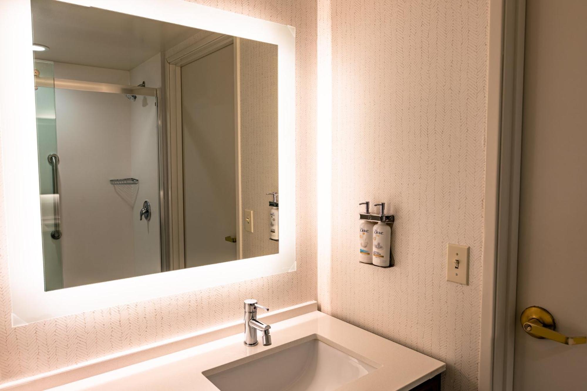 Holiday Inn Oakland Airport By Ihg Esterno foto